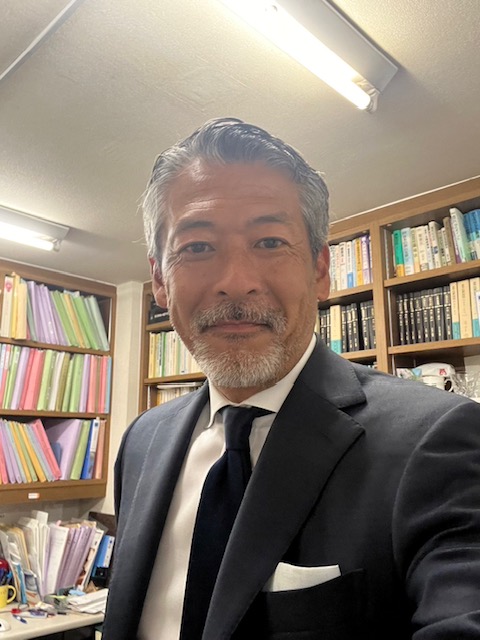 伊礼（8部幹事長）差し替え版
